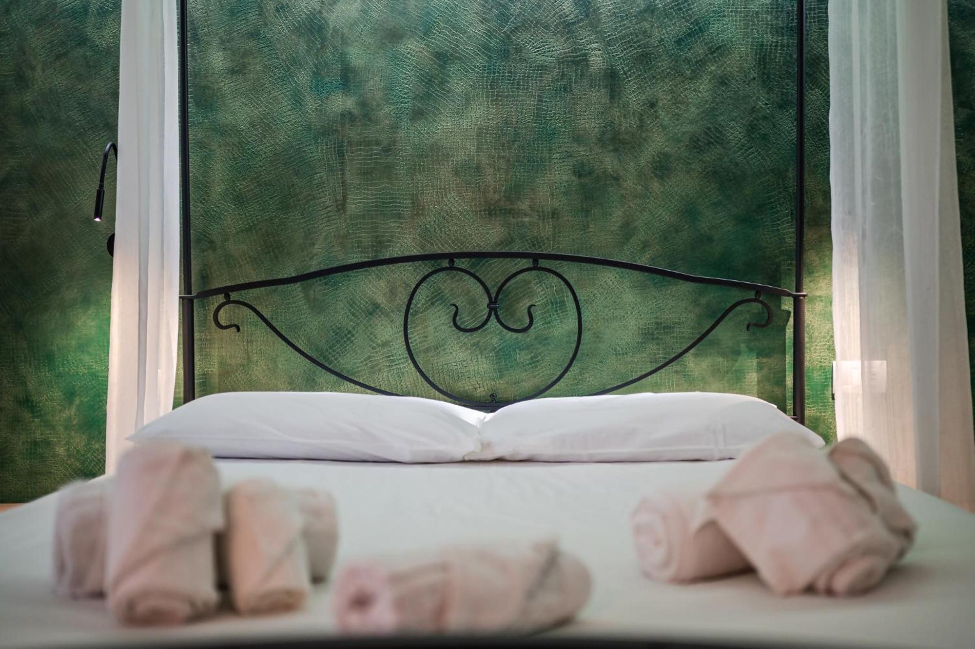 Infinity Suite Verona Free Parking Екстер'єр фото